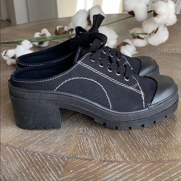 Chinese Laundry chunky platform black sneakers - Picture 5 of 7